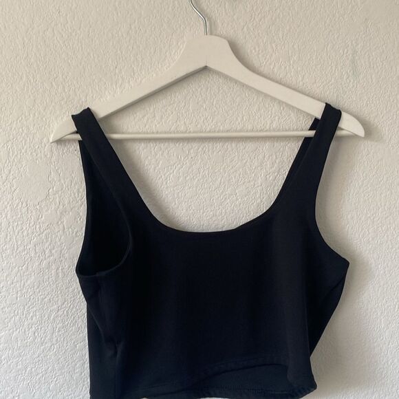 Express Black Body Contour Scalloped Crop Top Large - Picture 4 of 4